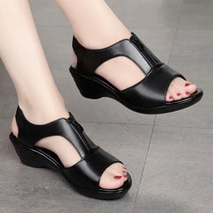 Women's Comfortable Soft Bottom Summer Fashion Middle-aged Wedge Sandals