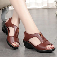 Women's Comfortable Soft Bottom Summer Fashion Middle-aged Wedge Sandals